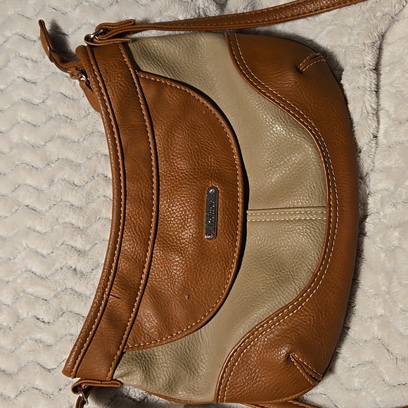 Koltov Two tone adjustable Purse - Picture 1 of 4